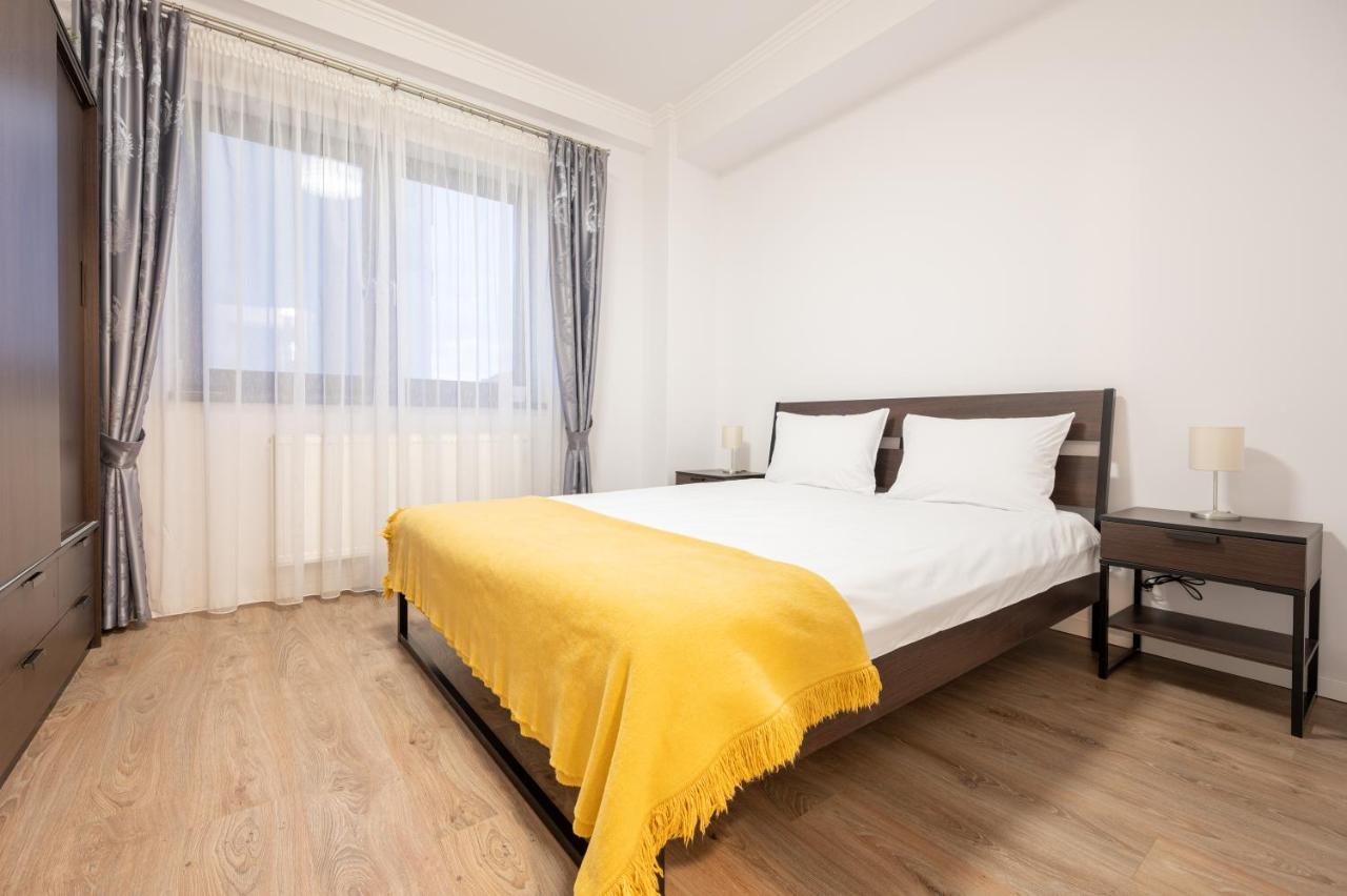 Tei Apartments Oradea Bagian luar foto